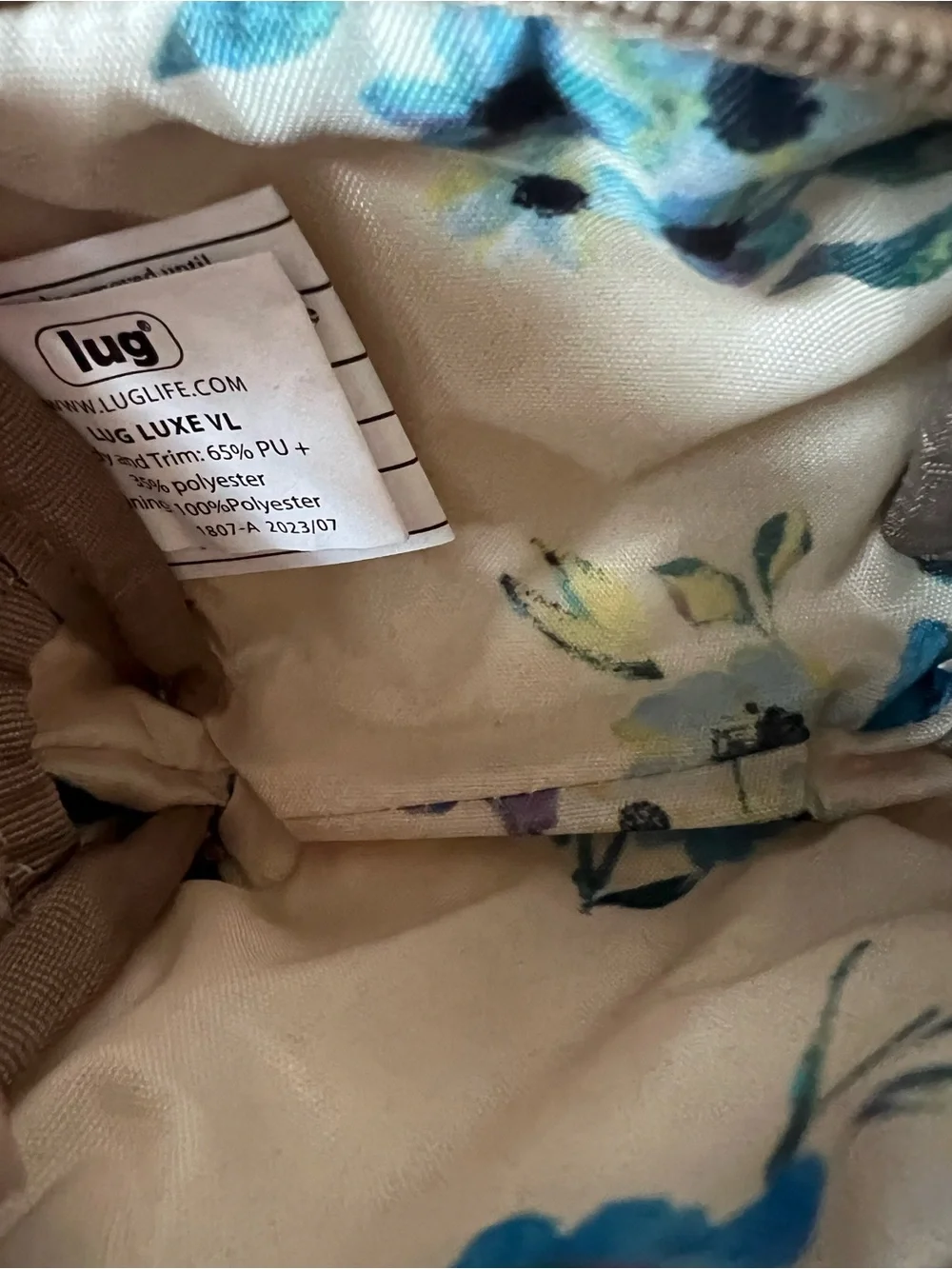 Lug Via and Choo Choo mini vl Matt luxe sand NWOT